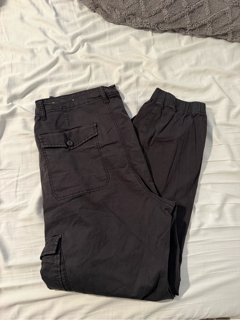 Women’s  Black Casual Cargo Pants